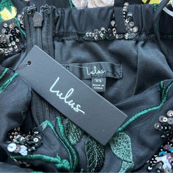 Lulu's Rue Black Floral Embroidered Sequin Bodycon Mini Dress Size XS NWT - Picture 13 of 16